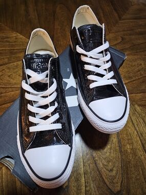 Converse Low Top Sneakers in Black and White